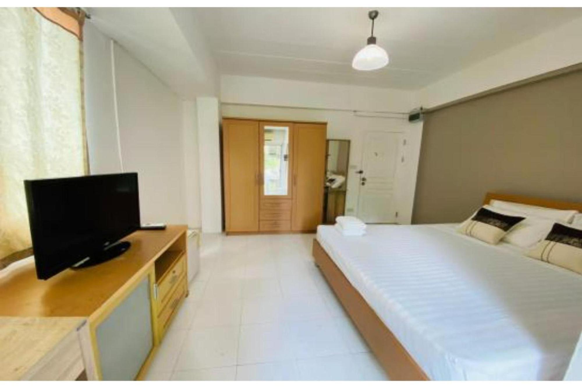 Grandview Place Bangkok Bagian luar foto